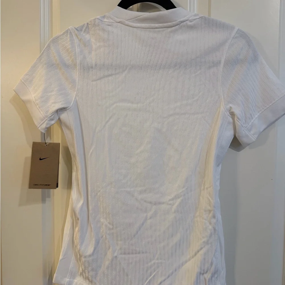 Kids Nike dri-fit ADV short sleeve white shirt